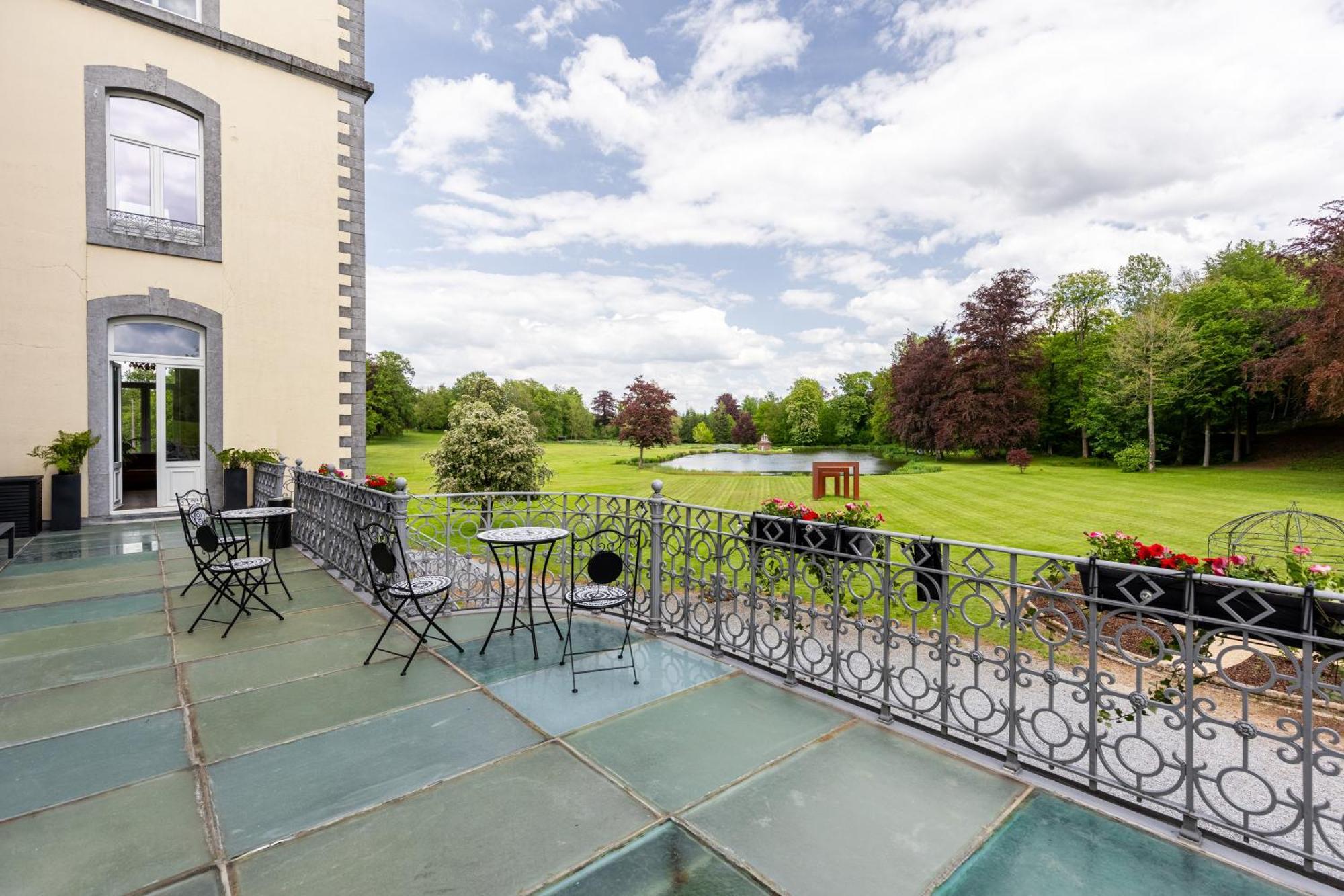 Suite De Luxe Au Chateau 105 Tinlot 外观 照片