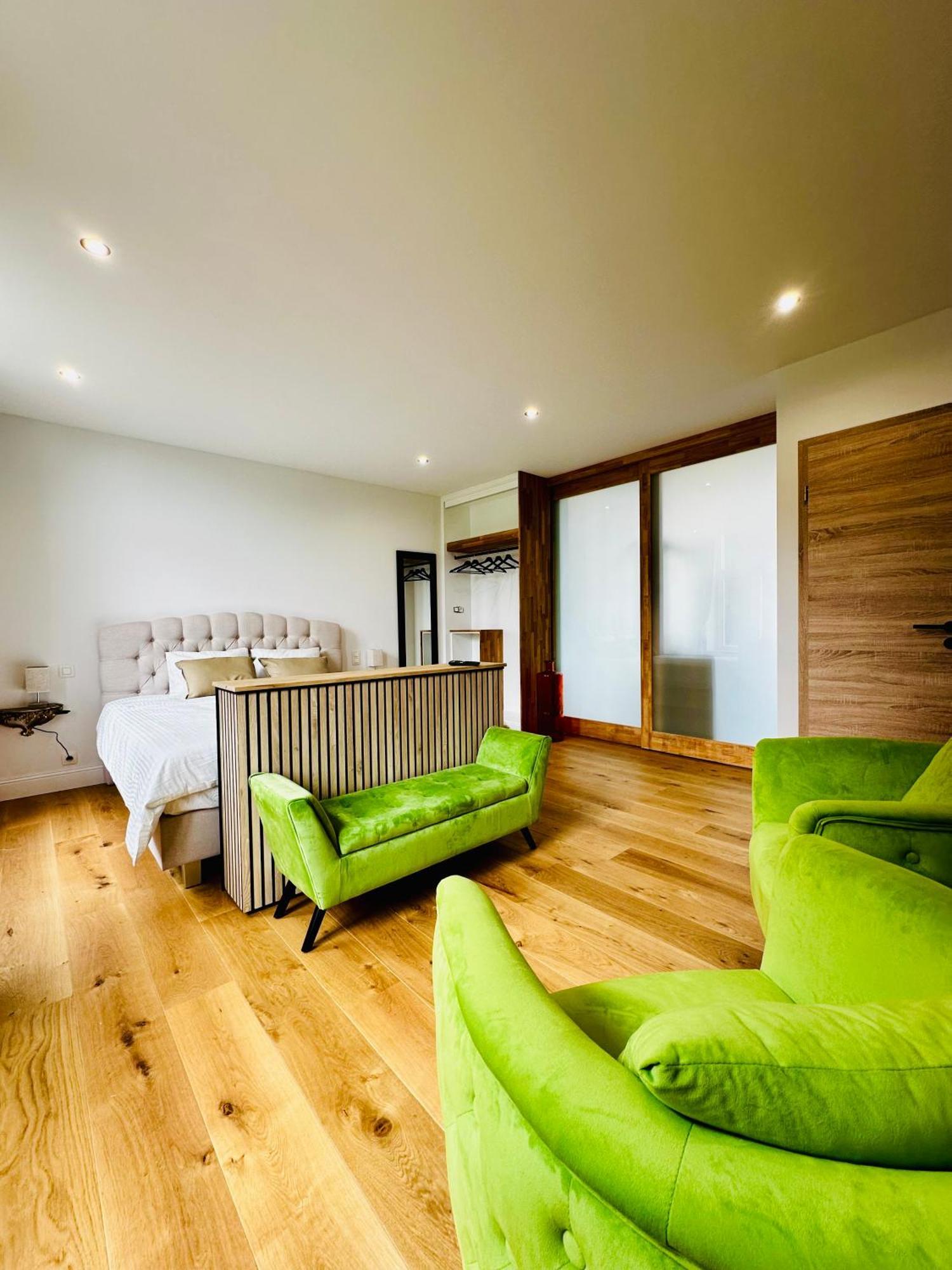 Suite De Luxe Au Chateau 105 Tinlot 外观 照片