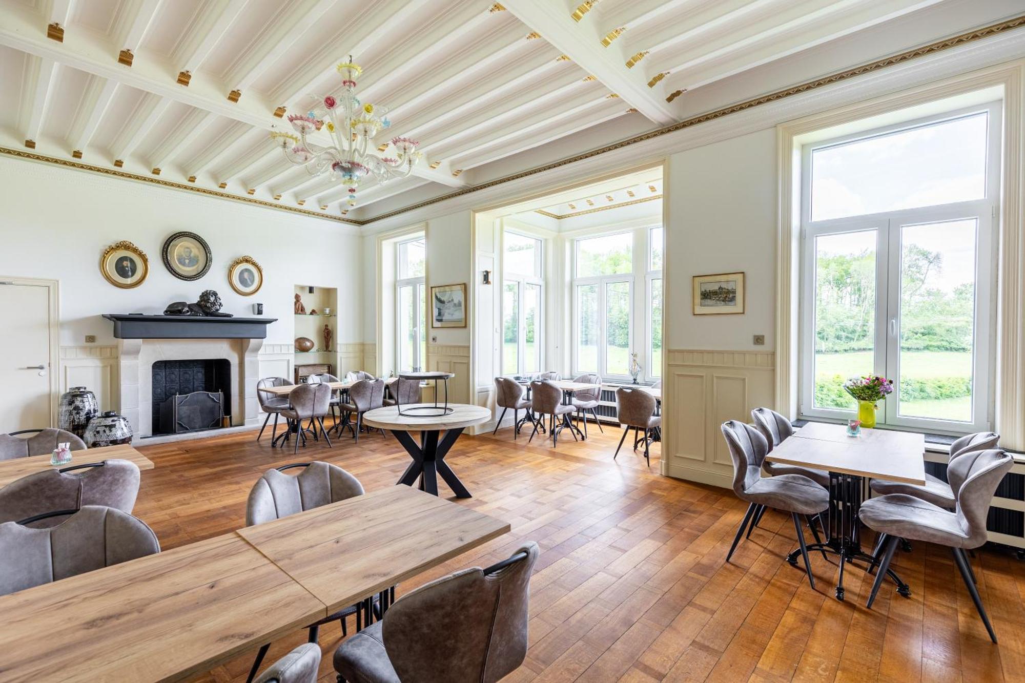 Suite De Luxe Au Chateau 105 Tinlot 外观 照片