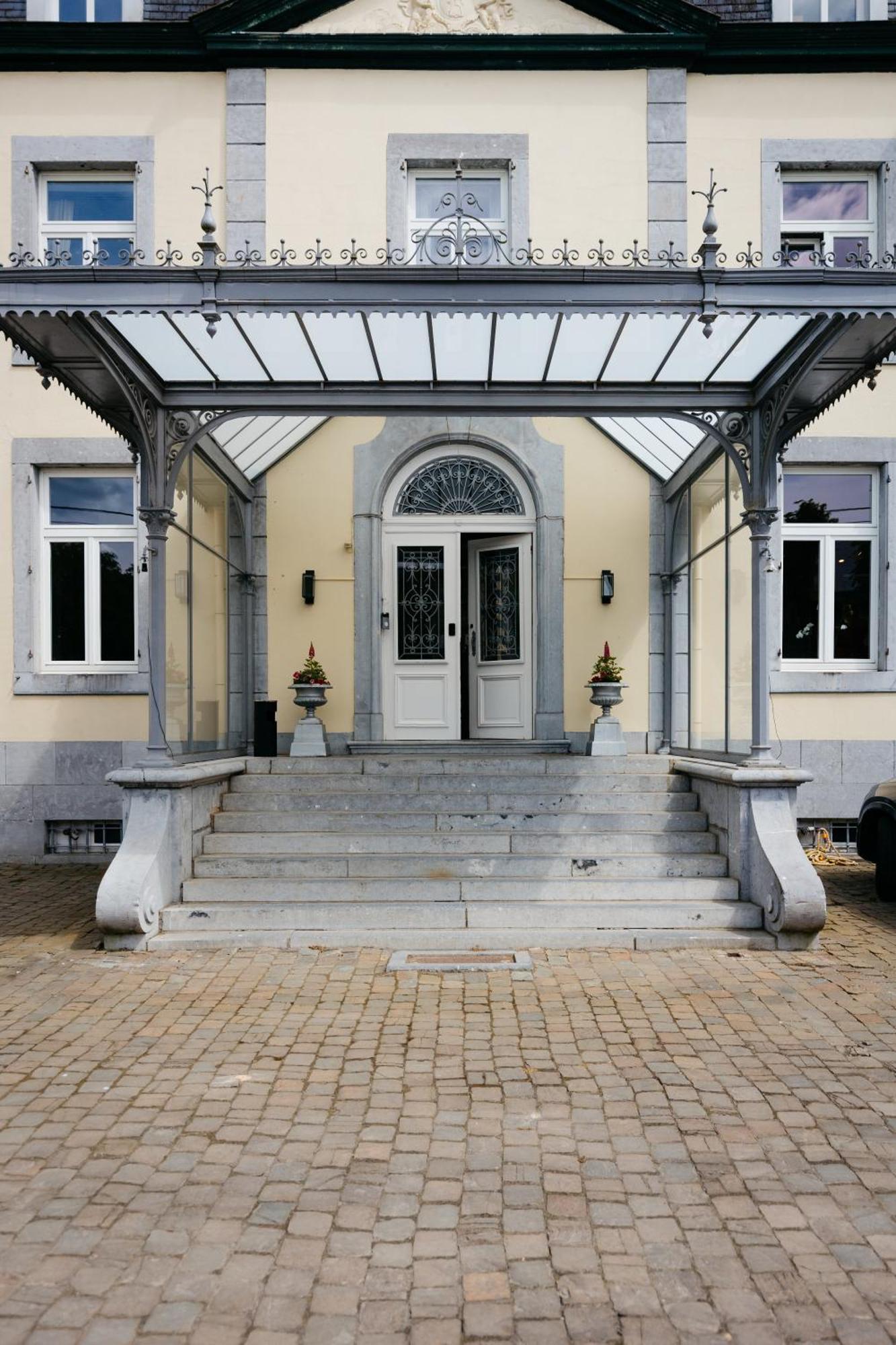 Suite De Luxe Au Chateau 105 Tinlot 外观 照片